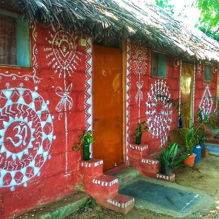 Om Shanti Om Homestay Hampi Ngoại thất bức ảnh