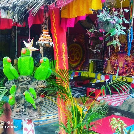 Om Shanti Om Homestay Hampi Ngoại thất bức ảnh