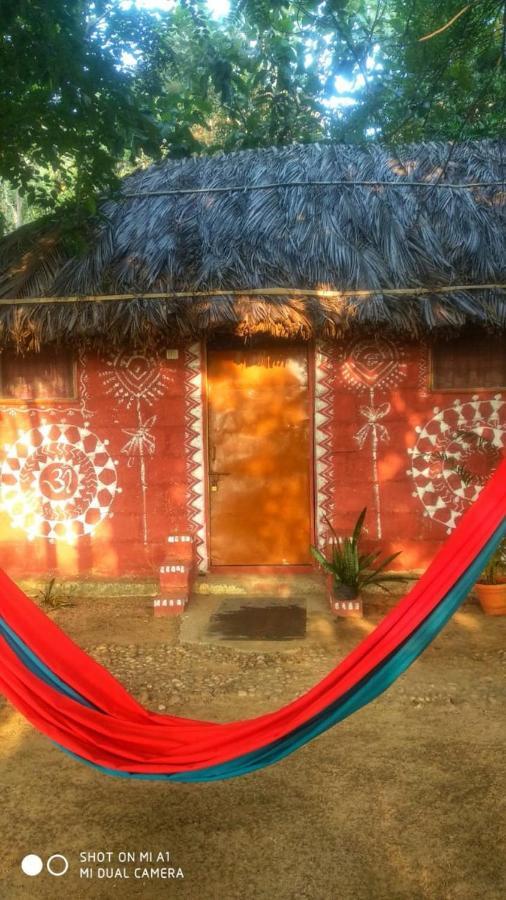 Om Shanti Om Homestay Hampi Ngoại thất bức ảnh