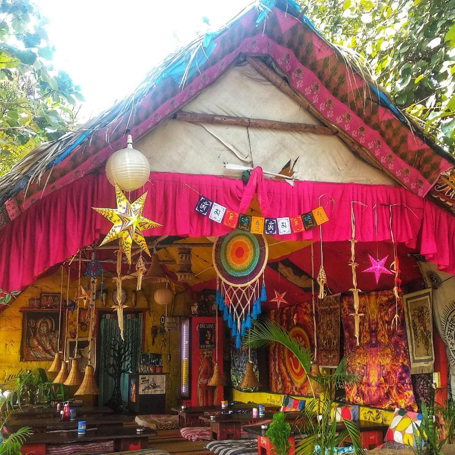 Om Shanti Om Homestay Hampi Ngoại thất bức ảnh
