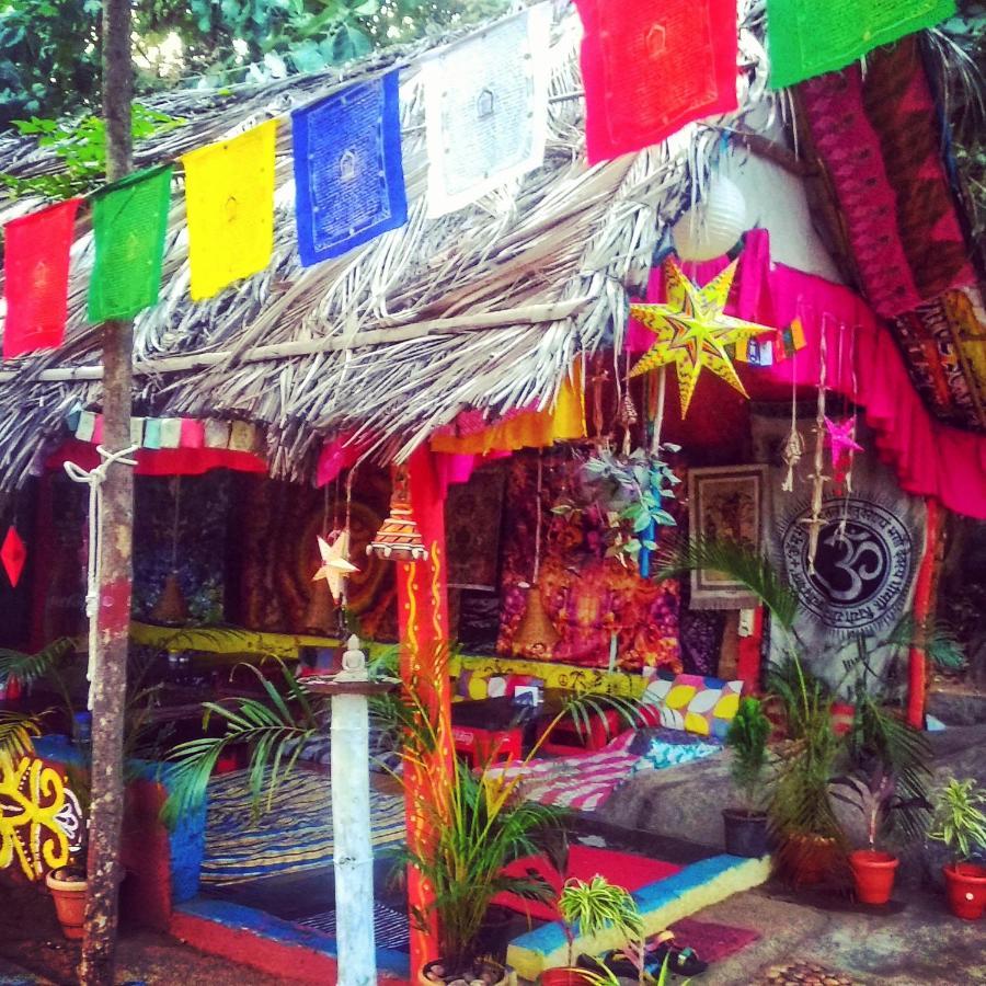 Om Shanti Om Homestay Hampi Ngoại thất bức ảnh